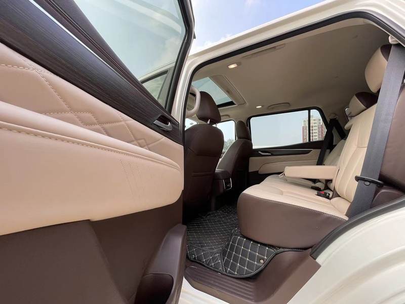 >老司机来聊车>帕拉丁有着不错的驾驶乐趣>其最后说说帕拉丁的空间,我