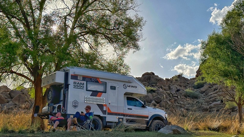 旅美灵域5500u四驱越野房车,舒适,安全的居住空间
